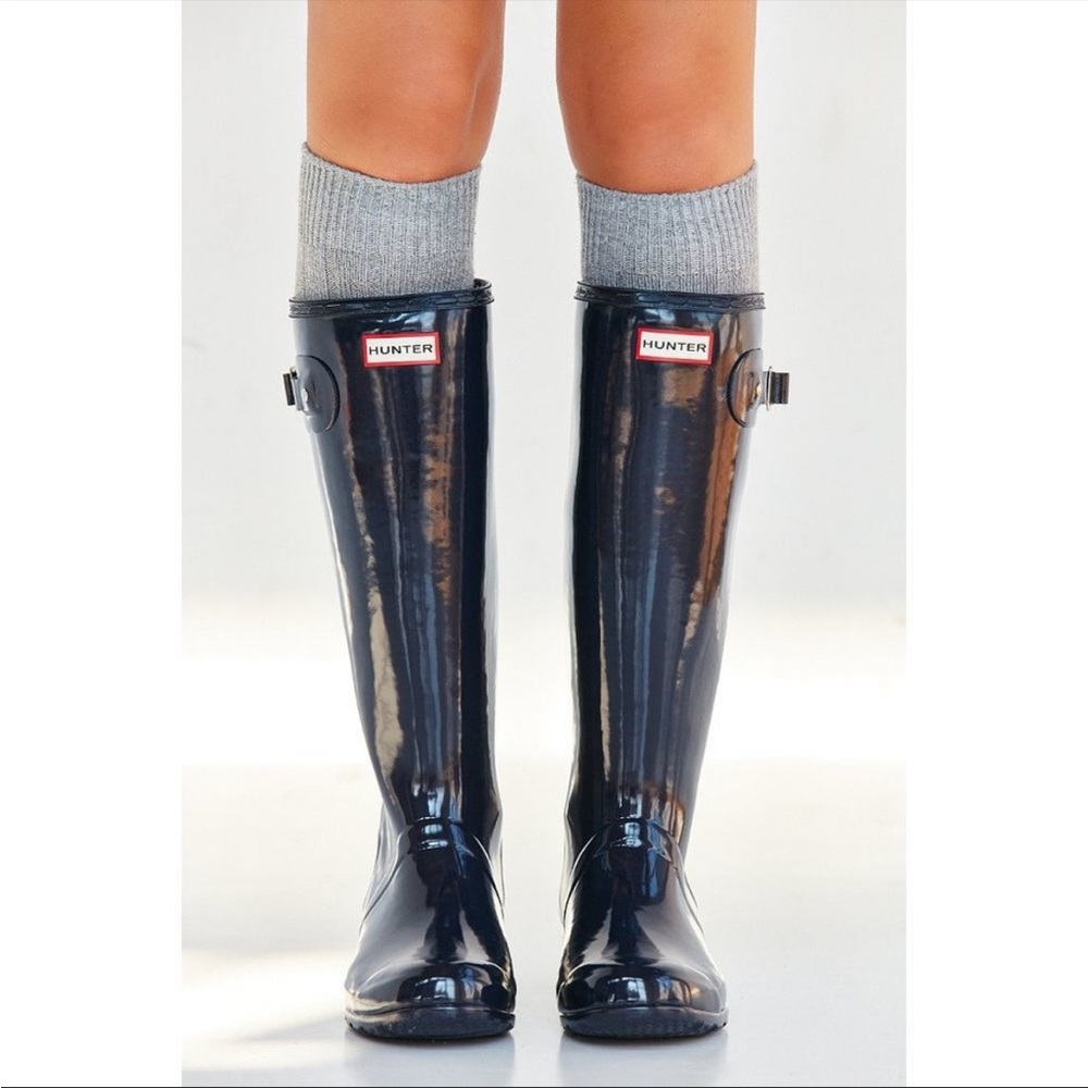 Hunter Navy Gloss, rain boots, size 7